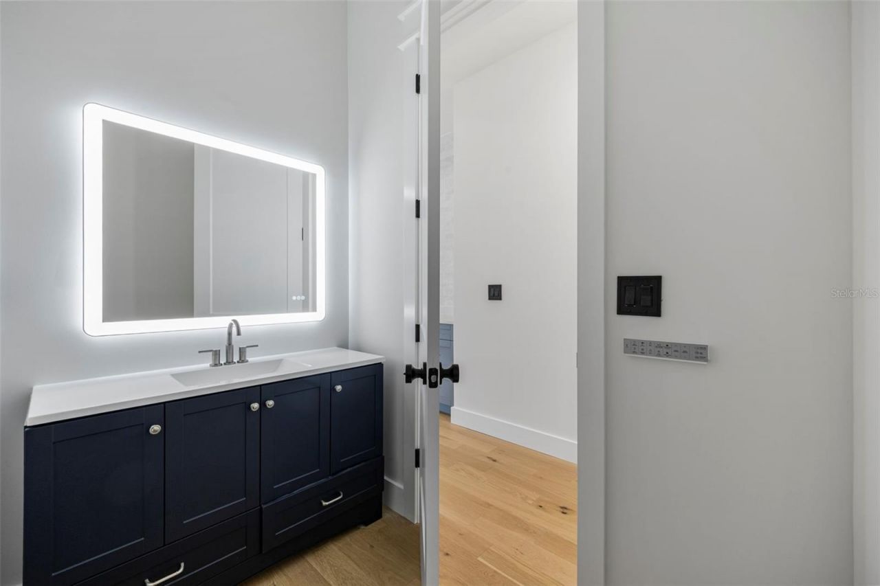 3701 S Lynwood Avenue, Tampa, FL 33611 Photo