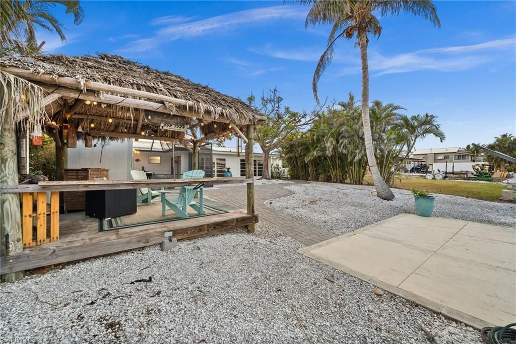 2331 Lemon St, Saint James City, FL 33956 Photo