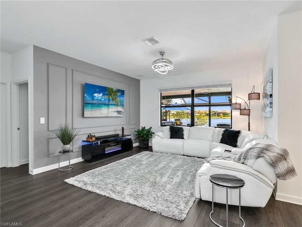 20195 Hartford Blvd, Estero, FL 33928 Photo