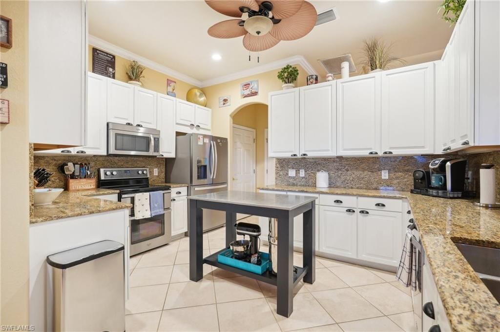 11558 Royal Tee Cir, Cape Coral, FL 33991 Photo