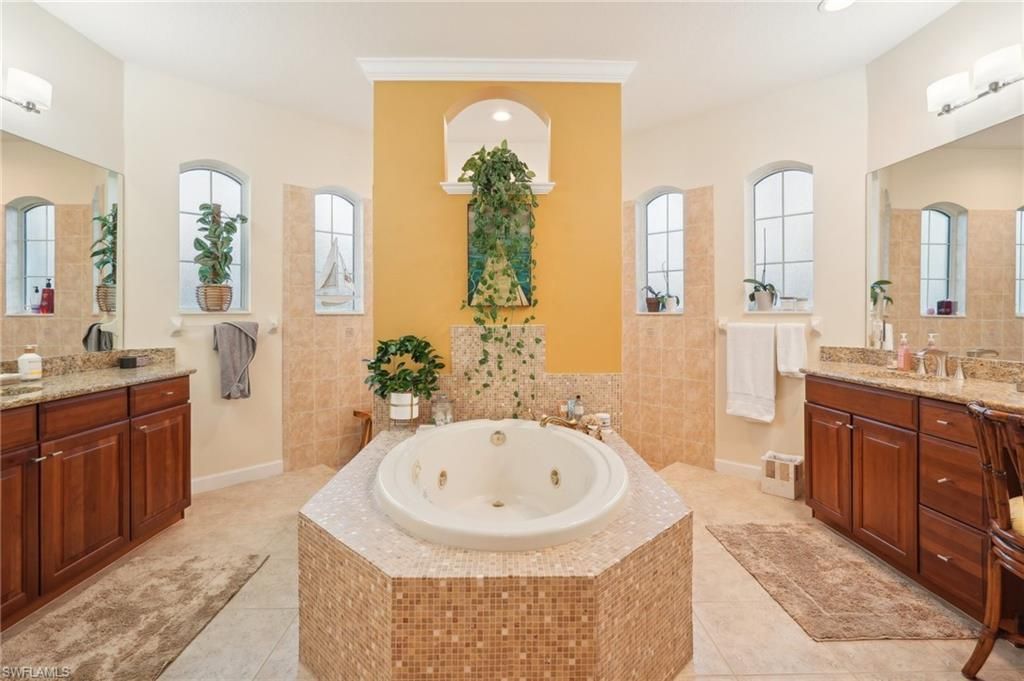 11558 Royal Tee Cir, Cape Coral, FL 33991 Photo