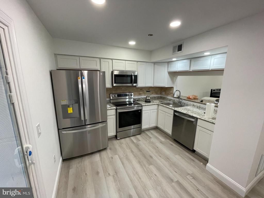 9622 LAMBETH COURT Columbia MD 21046 MLS ID MDHW2060694 Berkshire