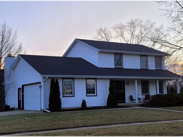 700 Susan Street, Sycamore, IL 60178