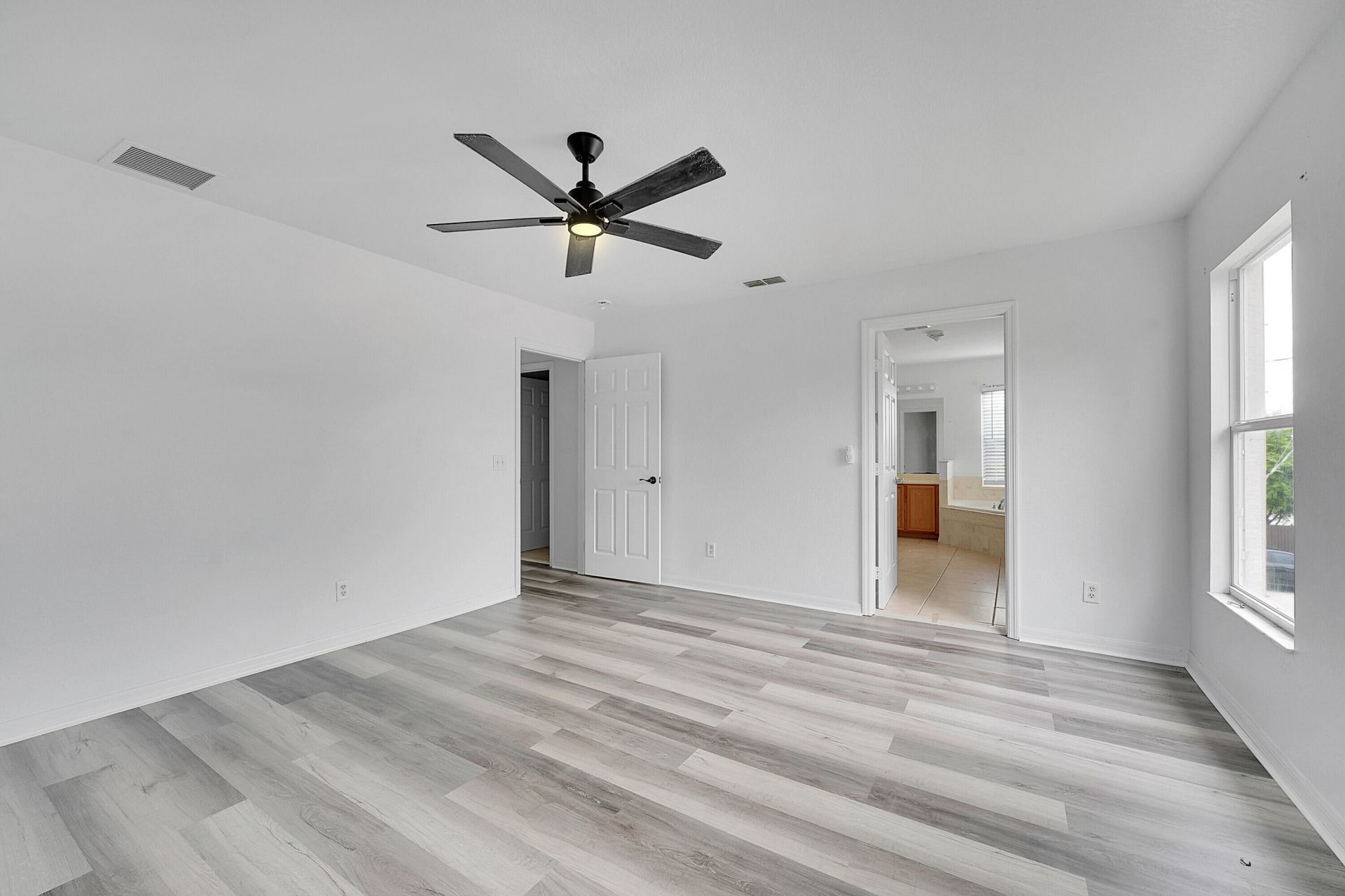 1965 SW Bellevue Avenue, Port Saint Lucie, FL 34953 Photo