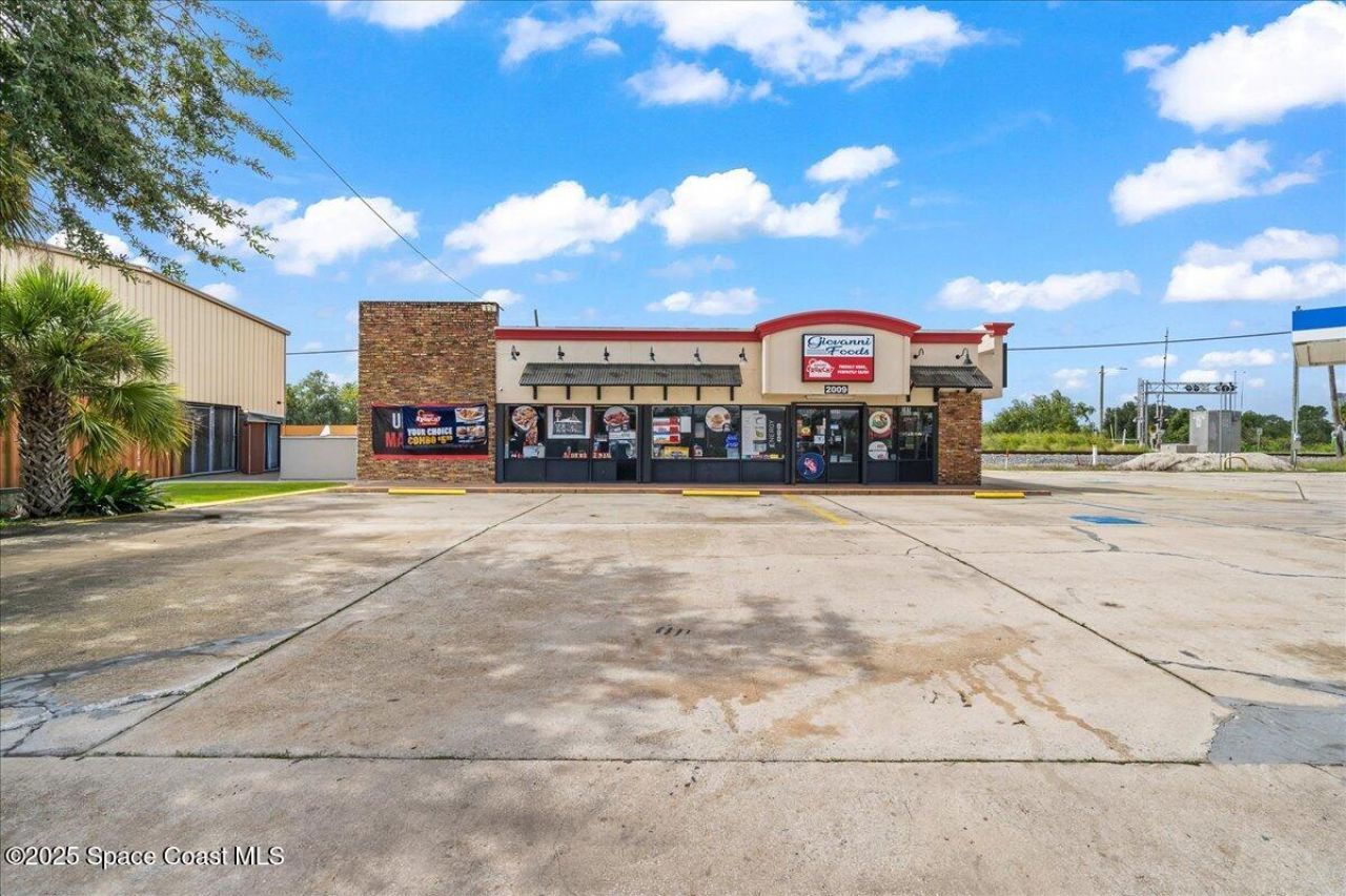 2009 N Cocoa Boulevard, Cocoa, FL 32922 Photo