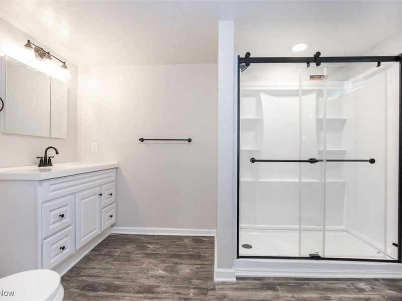 693 Roslyn Avenue, Akron, OH 44320 Photo 18