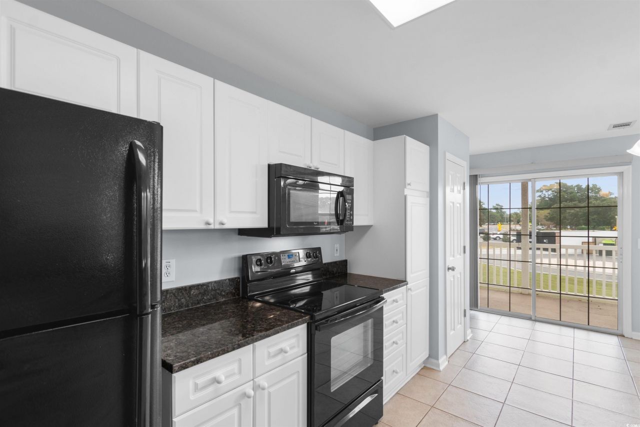 4430 Lady Banks Ln. Photo 10