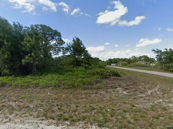 1017 PILGRIM STREET E, LEHIGH ACRES, FL 33974