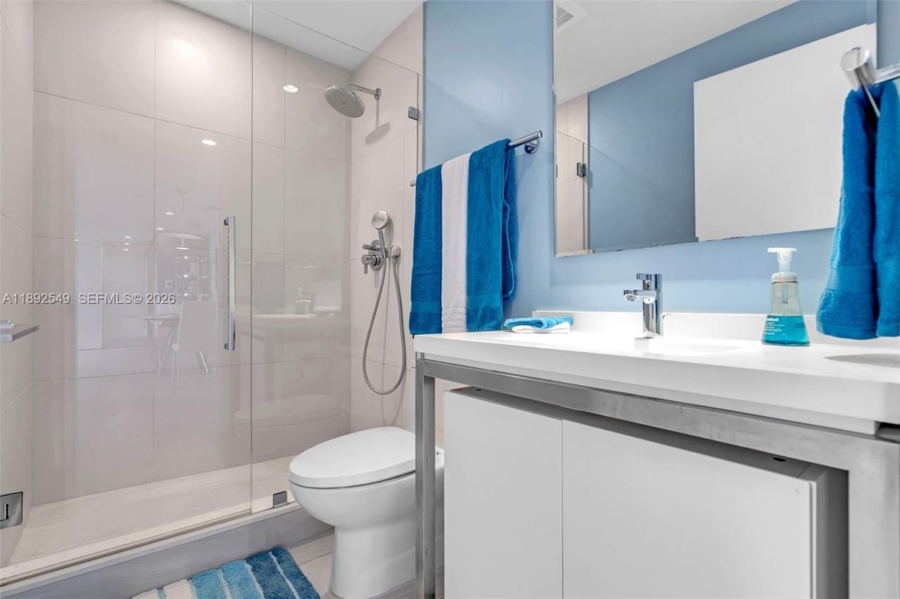 2000 Metropica Way, Unit 2001, Sunrise, FL 33323 Photo