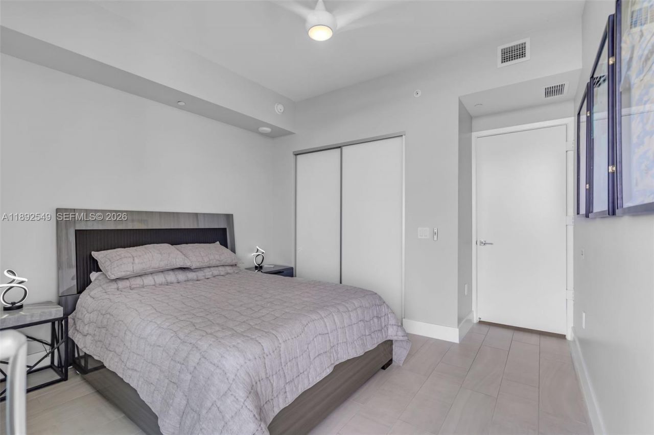 2000 Metropica Way, Unit 2001, Sunrise, FL 33323 Photo