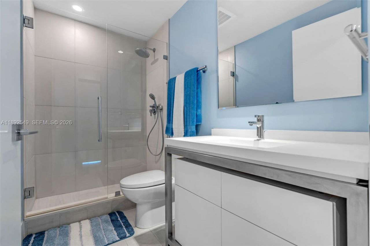 2000 Metropica Way, Unit 2001, Sunrise, FL 33323 Photo