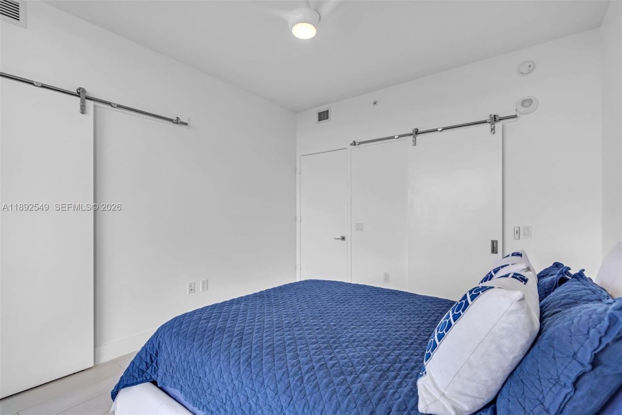 2000 Metropica Way, Unit 2001, Sunrise, FL 33323 Photo