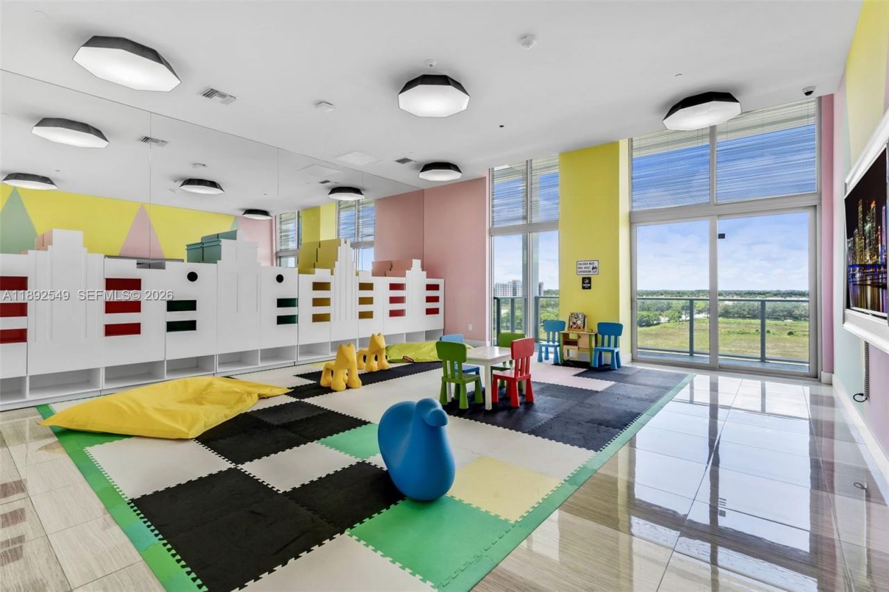 2000 Metropica Way, Unit 2001, Sunrise, FL 33323 Photo