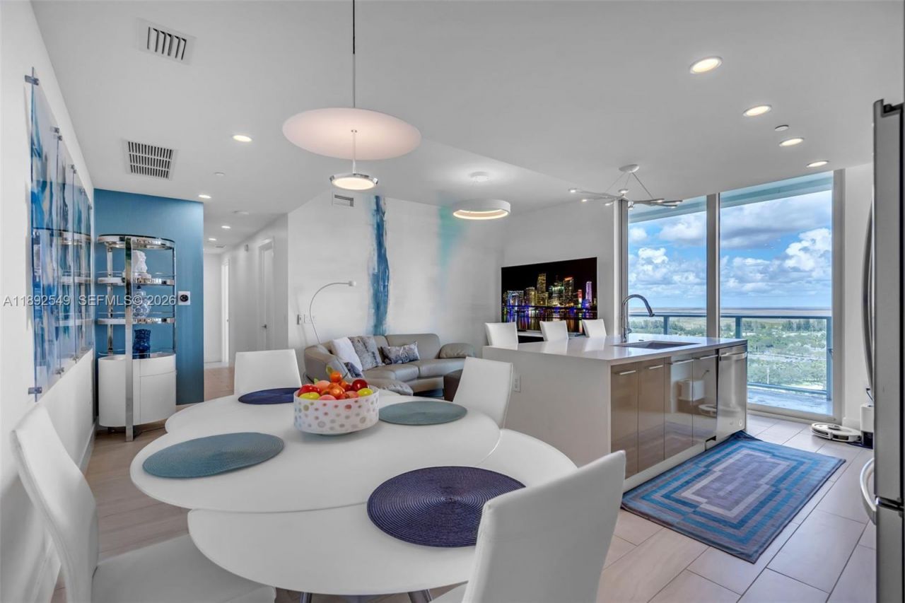 2000 Metropica Way, Unit 2001, Sunrise, FL 33323 Photo