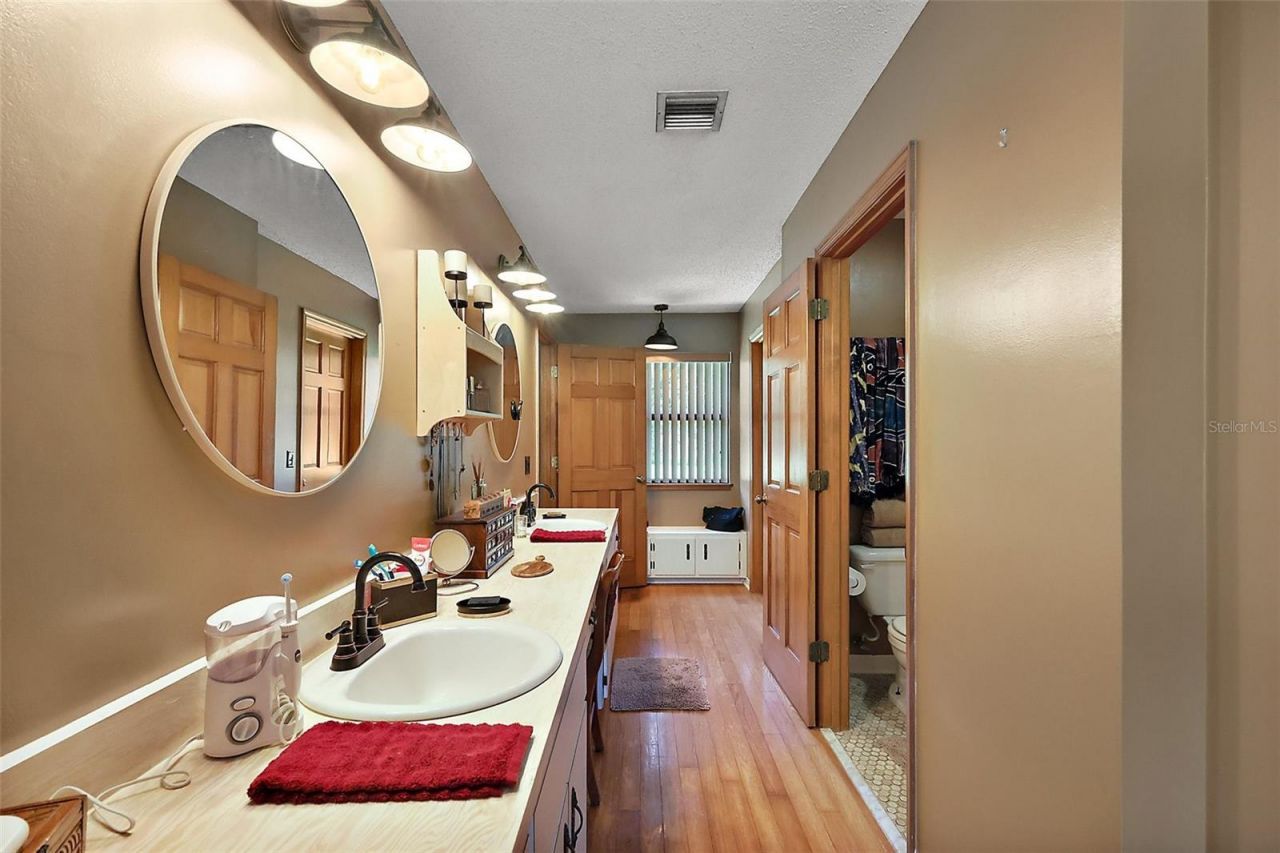 672 E Belt Avenue, Bushnell, FL 33513 Photo