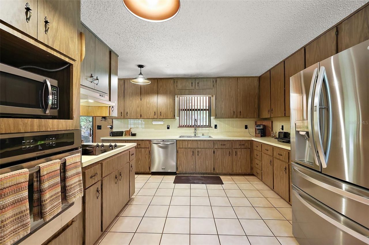672 E Belt Avenue, Bushnell, FL 33513 Photo