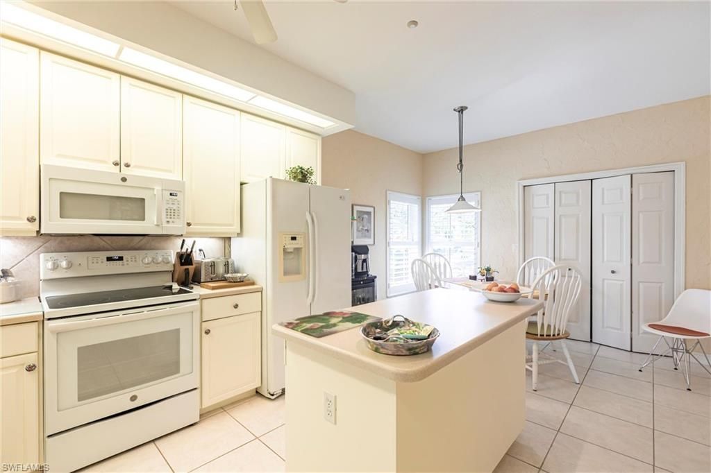 24655 Canary Island Ct, Unit 202, Bonita Springs, FL 34134 Photo