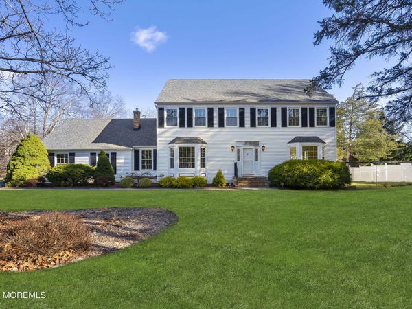 4 Westminster Drive, Annandale, NJ 08801