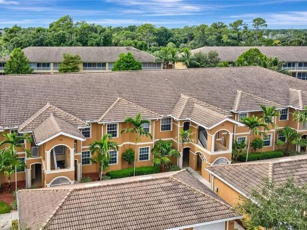 1102 Winding Pines CIR, Unit 205, CAPE CORAL, FL 33909