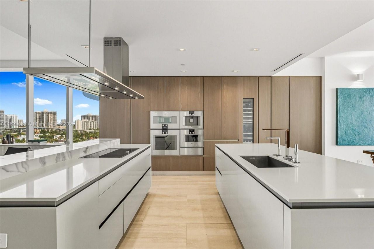 18501 Collins Ave, Unit 1001, Sunny Isles Beach, FL 33160 Photo