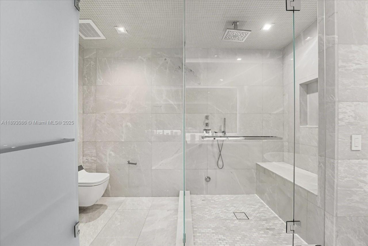 18501 Collins Ave, Unit 1001, Sunny Isles Beach, FL 33160 Photo