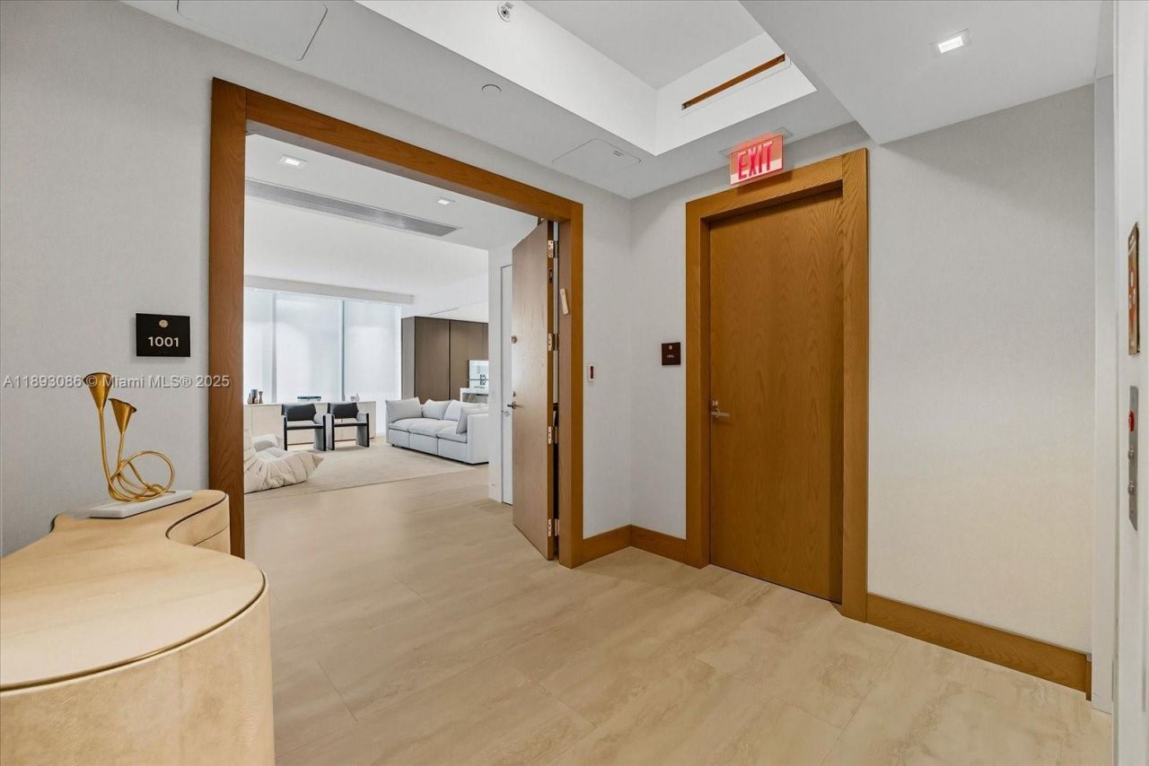 18501 Collins Ave, Unit 1001, Sunny Isles Beach, FL 33160 Photo