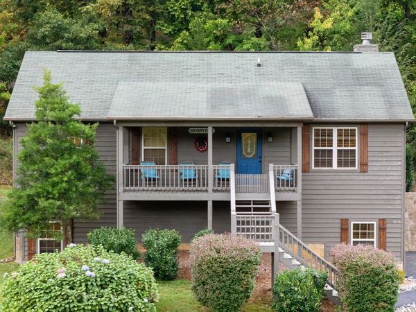 3183 Wears Drive, Sevierville, TN 37862