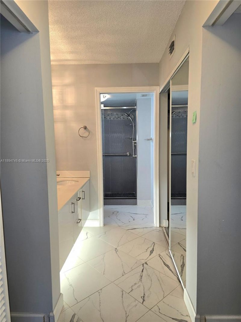 7440 Granville Dr, Unit 213, Tamarac, FL 33321 Photo