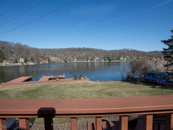 5 Marine Ter, Byram, NJ 07871