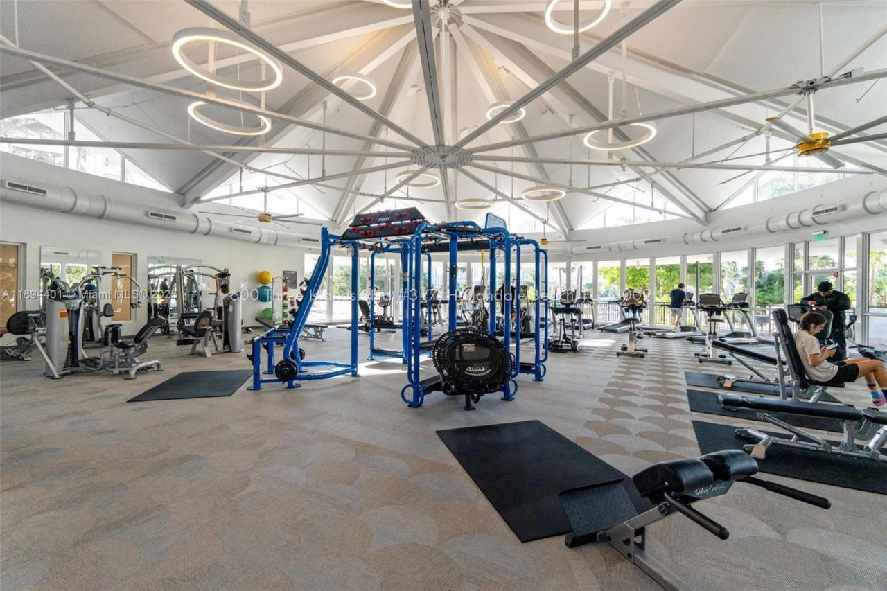 600 Three Islands Blvd, Unit 317, Hallandale Beach, FL 33009 Photo