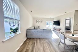 515 Meadowgrass Ct.  photo 4