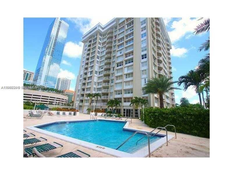 1420 Brickell Bay Dr, Unit 1506D, Miami, FL 33131 Photo