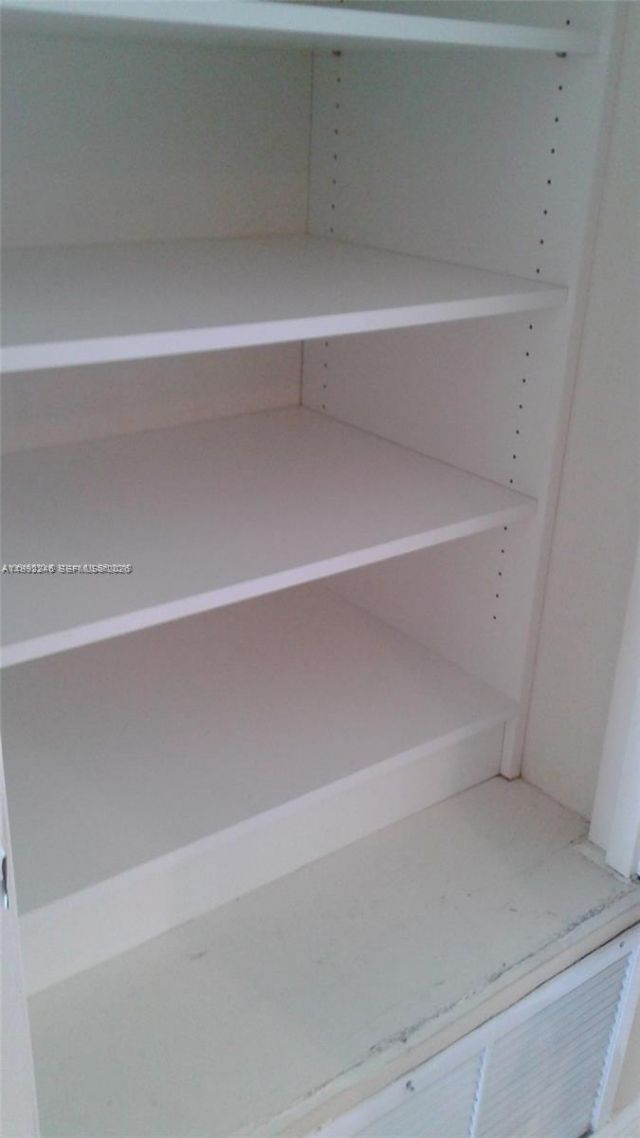 1420 Brickell Bay Dr, Unit 1506D, Miami, FL 33131 Photo