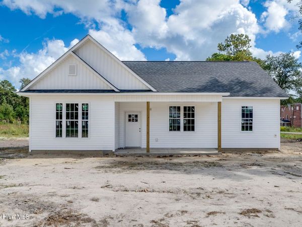 104 Doris Lane, Teachey, NC 28464