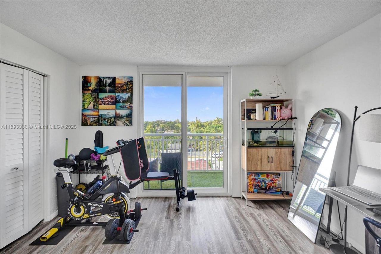 1251 NE 108th St, Unit 610, Miami, FL 33161 Photo
