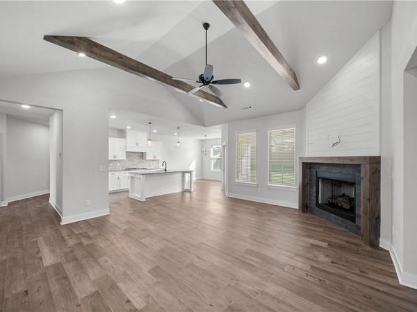 901 Carlock Drive, Pea Ridge, AR 72751