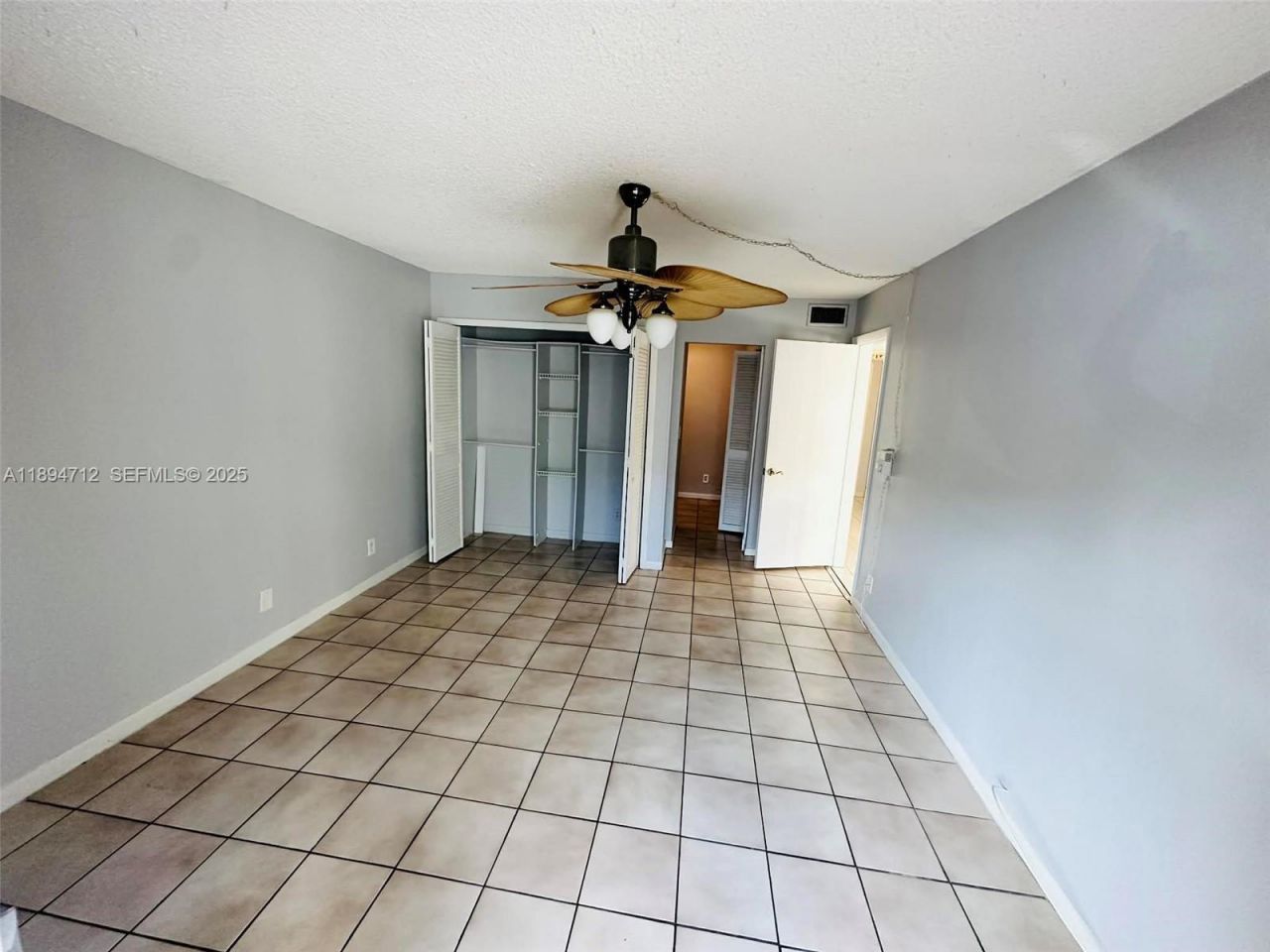 330 SE 2nd St, Unit 102H, Hallandale Beach, FL 33009 Photo