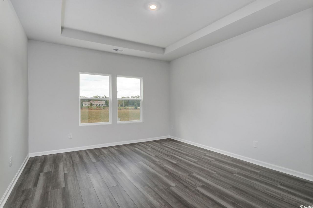 357 Garden Grove St Photo 21