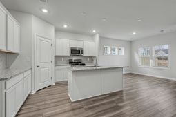 357 Garden Grove St photo 4