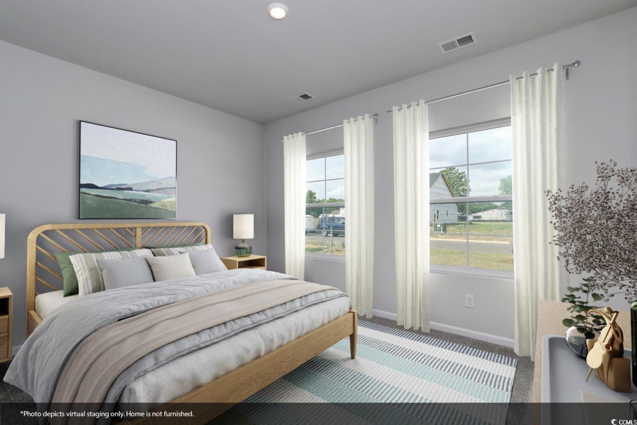 357 Garden Grove St Photo 7