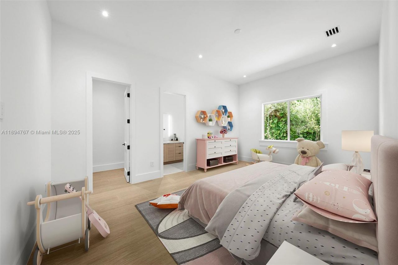 7900 SW 118th St, Pinecrest, FL 33156 Photo