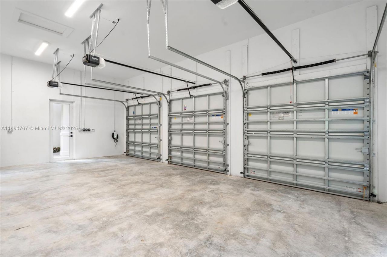 7900 SW 118th St, Pinecrest, FL 33156 Photo