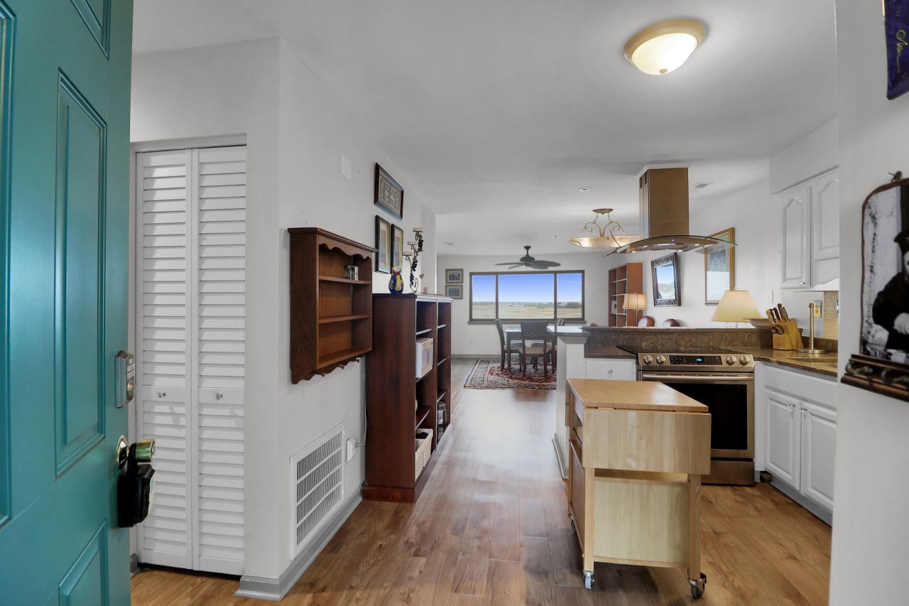 163 Marsh View Villas Photo 4