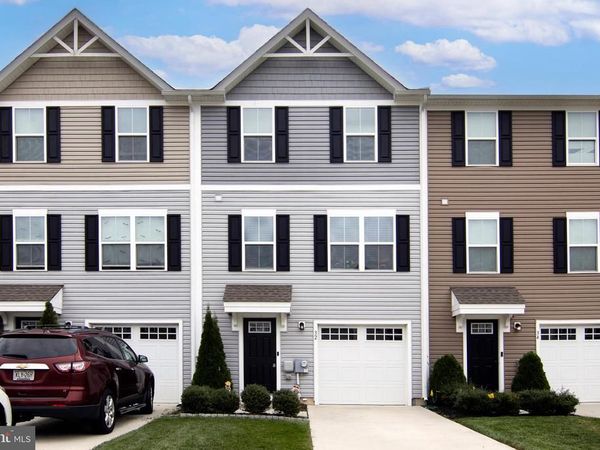 32 BURR STREET, WILLIAMSTOWN, NJ 08094