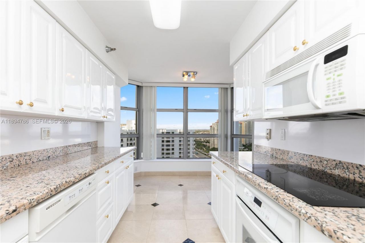 3400 NE 192nd St, Unit LPH5, Aventura, FL 33180 Photo