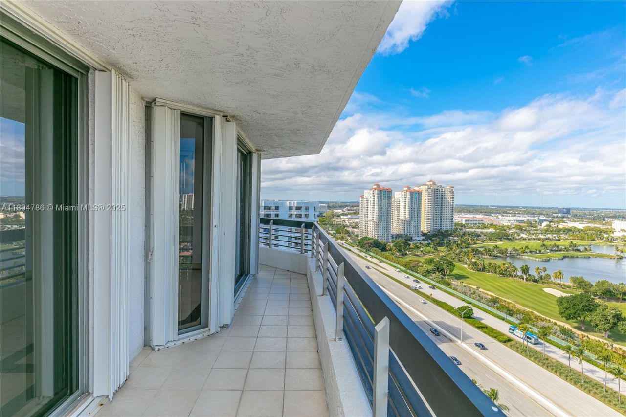 3400 NE 192nd St, Unit LPH5, Aventura, FL 33180 Photo