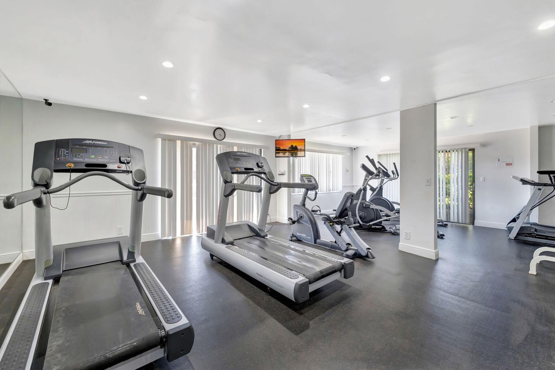 1167 Hillsboro Mile, Unit 206, Hillsboro Beach, FL 33062 Photo