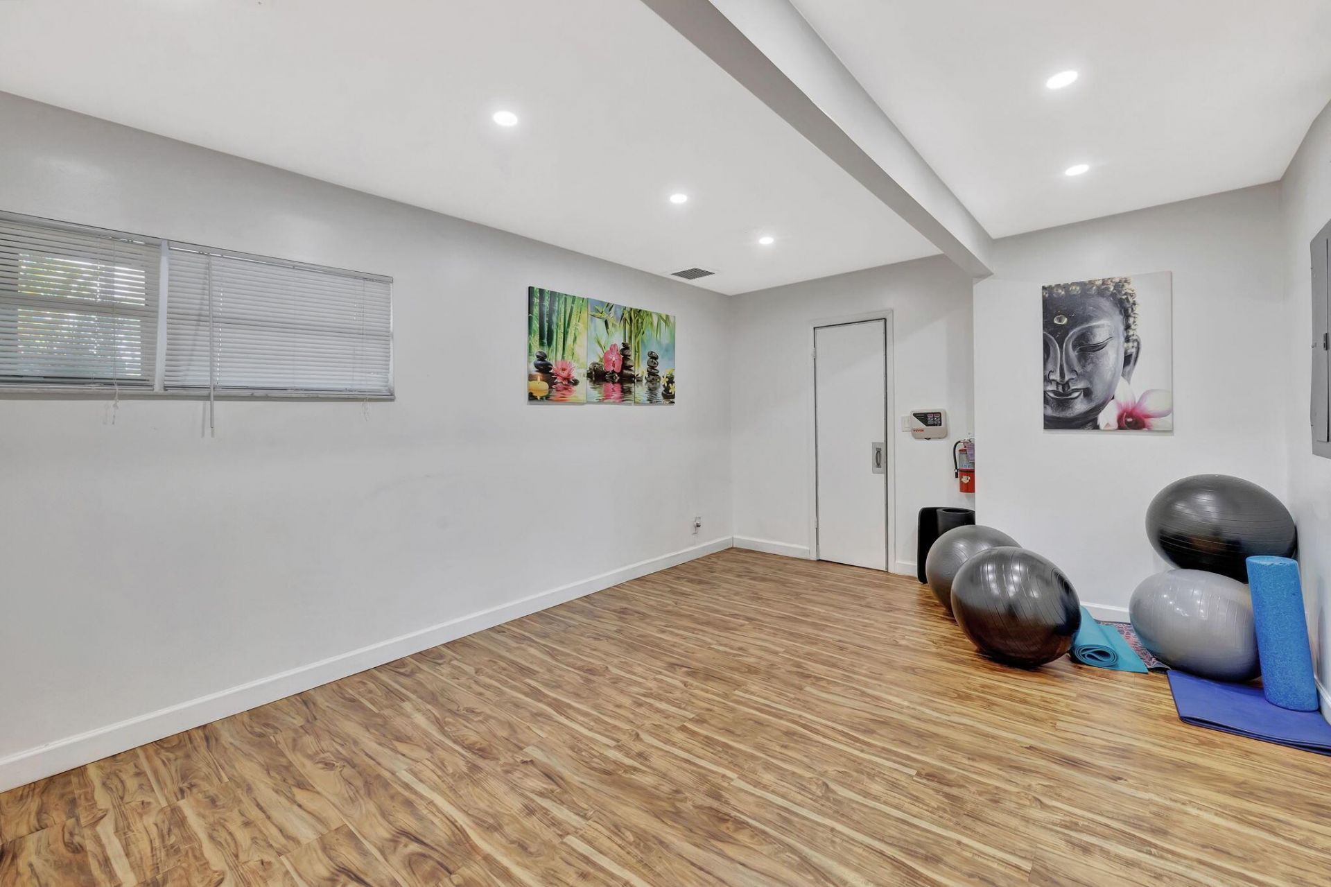 1167 Hillsboro Mile, Unit 206, Hillsboro Beach, FL 33062 Photo