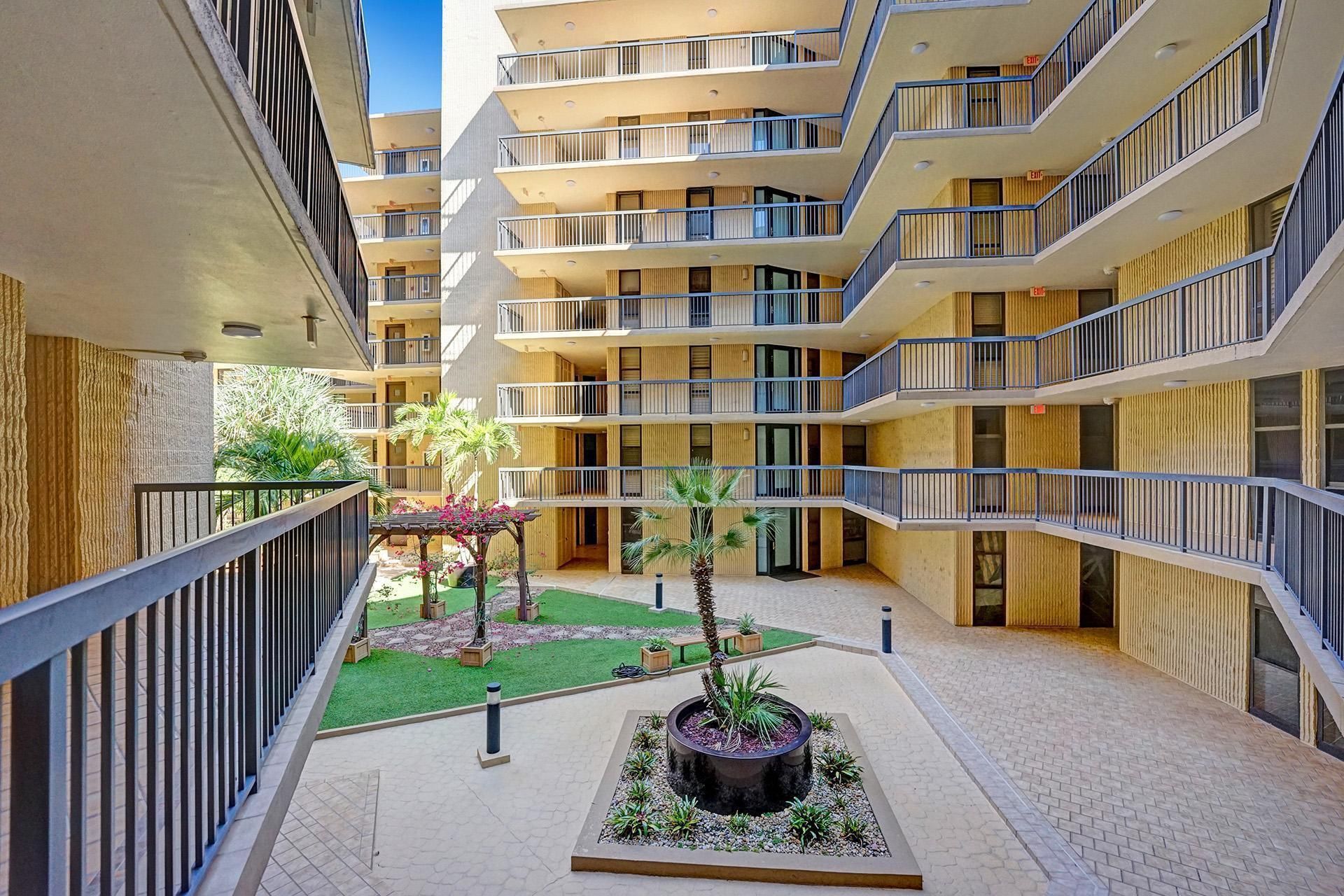 1167 Hillsboro Mile, Unit 206, Hillsboro Beach, FL 33062 Photo