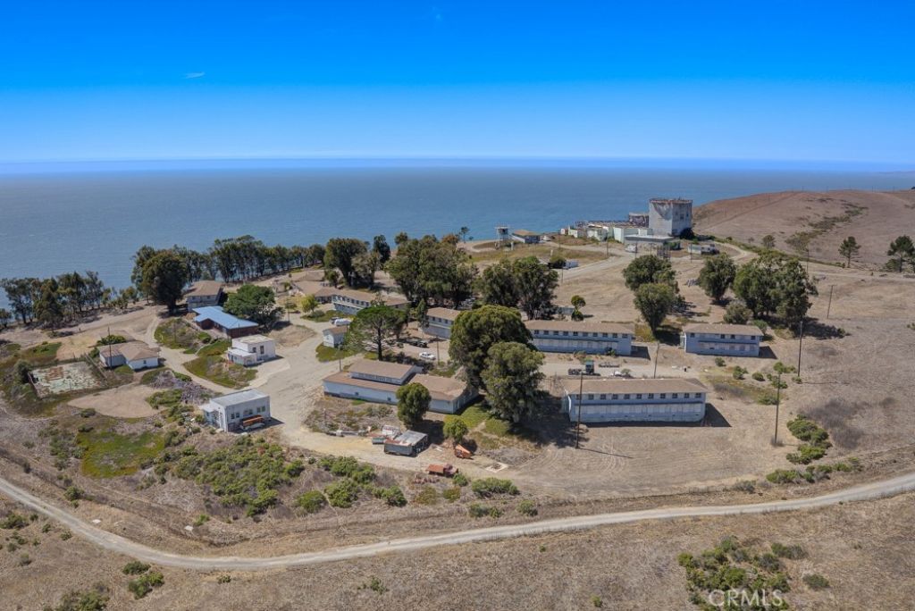 202 Monte Cristo Place, Cambria, CA 93428 Main Photo
